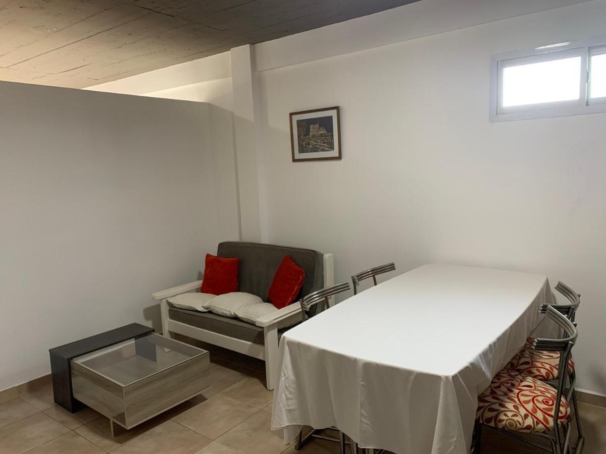Departamento Amoblado Temporario- Posadas Mdz 6D 외부 사진
